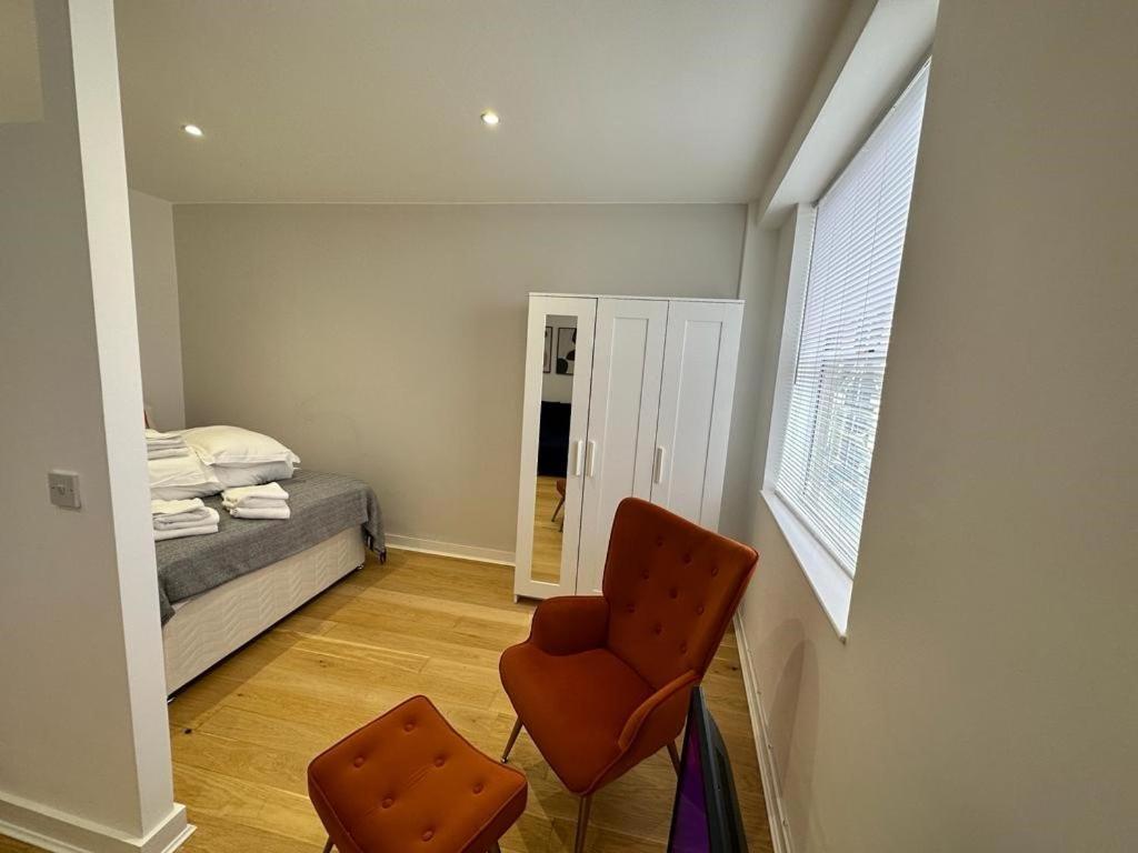 2A Soho Studios By Indigo Flats Sleeps 4 Londen Buitenkant foto